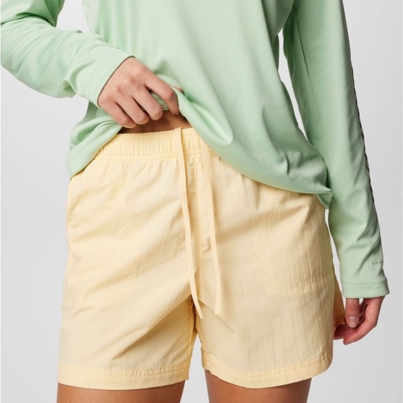 Columbia Sandy River Shorts — Size small (4-6) - Picture 6 of 6